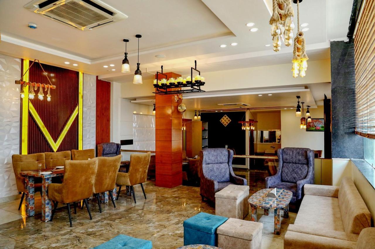 Hotel Vasdaa Grand Dehradun Extérieur photo