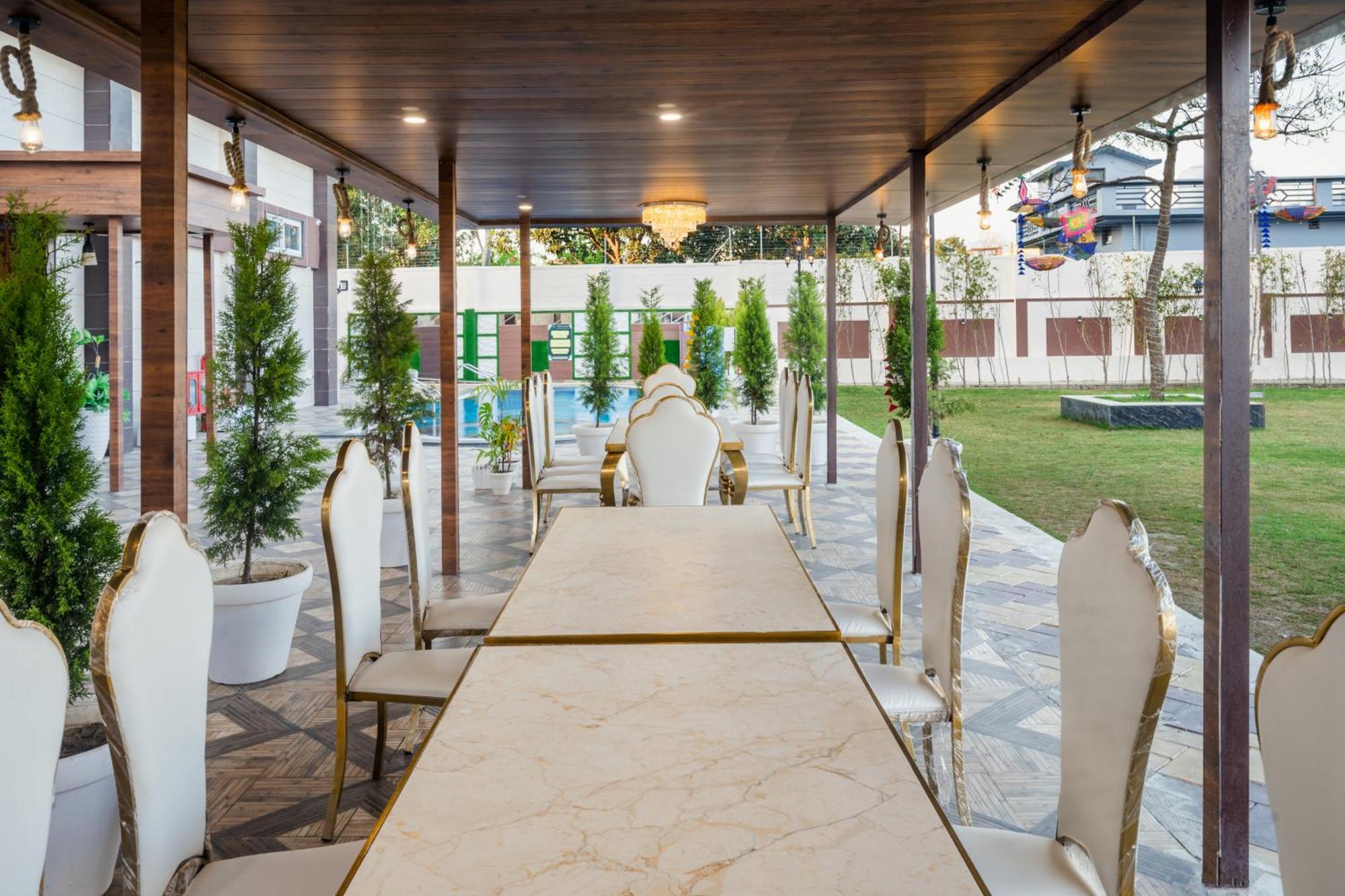 Hotel Vasdaa Grand Dehradun Extérieur photo